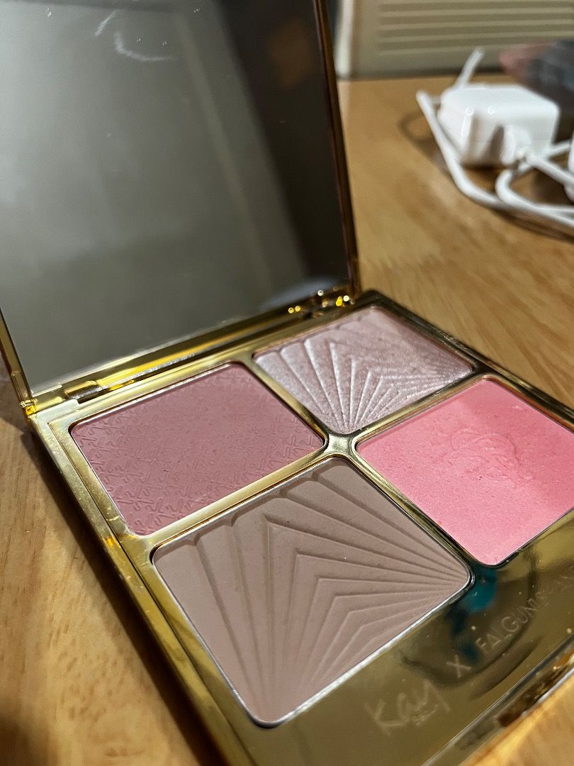 Kay Beauty Face Palette (Category: Makeup) located in Binan City. Submitted by med.ph7 (Listing ID 1465325249, Image 3). Description: Kay Beauty Face Palette✨ High end Indian product 💗 Perfect for everyday makeup and soft glam looks! 💰 Price: ₱1,399 📩 DM me for inquiries..
