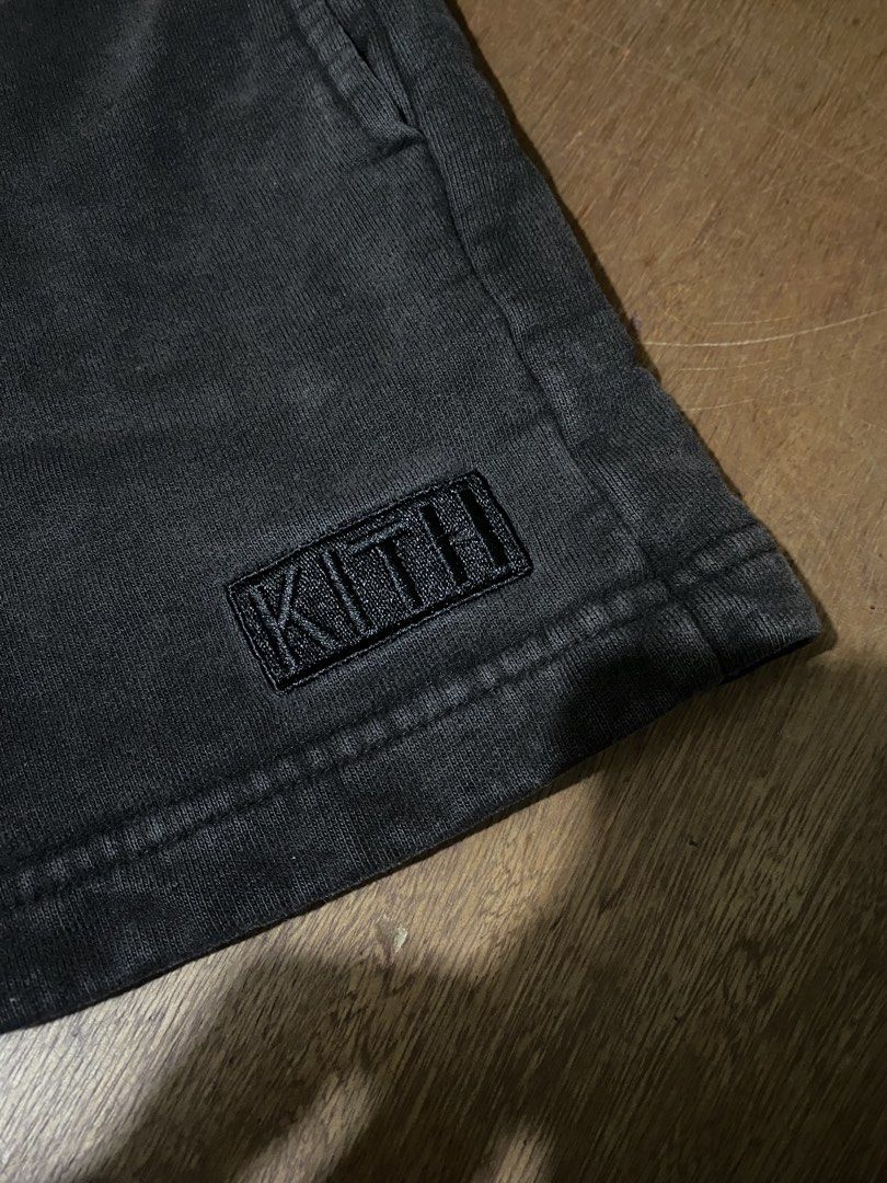 KITH Sunfaded Vacation Sweatshort (Category: Luxury Apparel) located in Santa Rosa. Submitted by vicchamp (Listing ID 1465229901, Image 2). Description: .