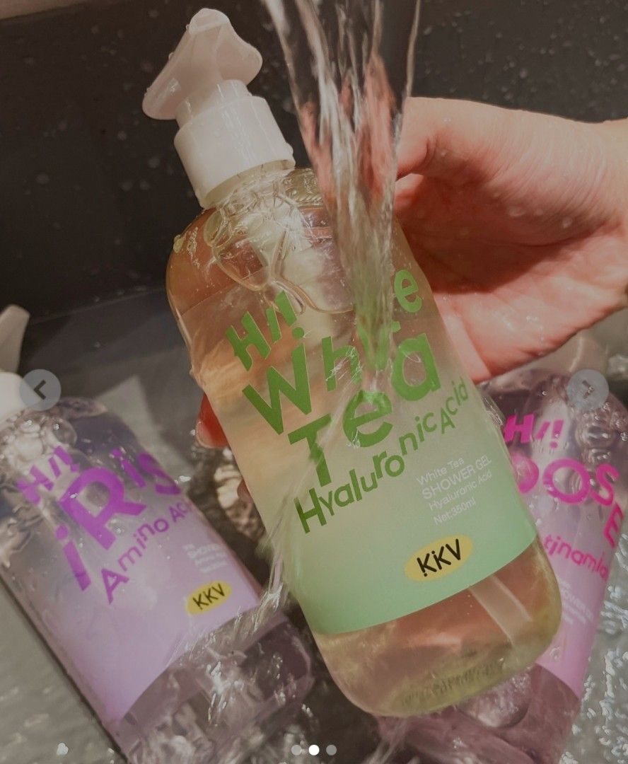 KKV Iris Shower Gel 350ml and Panda Bath Sponge Bundle (Category: Bath) located in Manila. Submitted by marson_lagman (Listing ID 1465285746, Image 2). Description: KKV Iris Shower Gel 350ml and Panda Bath Sponge Bundle - Brand new KKV Iris Amino Acid shower gel (350ml in clear pump bottle with purple label) - Includes unopened Dulce Vida panda bath sponge in original packaging - Authentic items bought directly from KKV store - Perfect set for yo