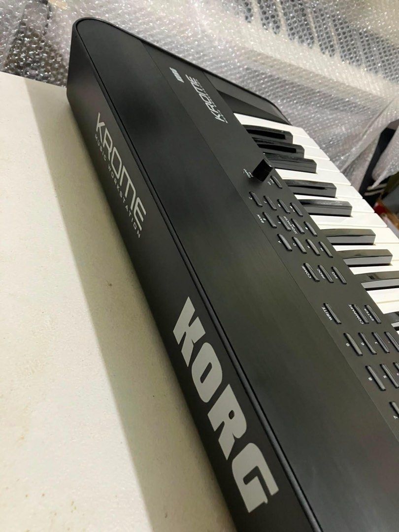 Korg Krome 73 keys (Category: Musical Instruments) located in Bulacan. Submitted by noadtnse (Listing ID 1465233082, Image 3). Description: Korg Krome 73 key Like New same as in the pictures and actual. No issue, with bag,damper pedal free. 39,000 negotiable upon viewing not in chat. Please visit me in Bustos, Bulacan for testing..