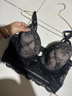 (Category: ) located in . Submitted by handpickedbyisha (Listing ID 1465360922, Image 1). Description: .