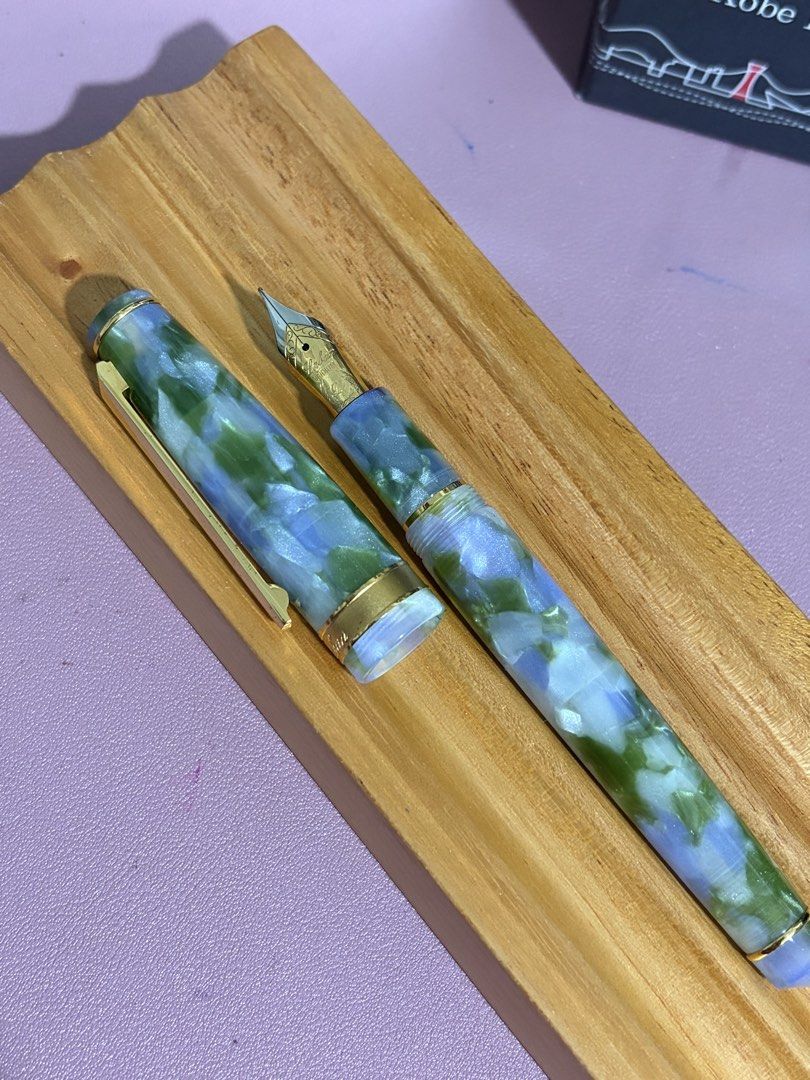 Laban Rosa Lilac <F> (Category: Stationery & School Supplies) located in Quezon City. Submitted by moonxxchild (Listing ID 1465277389, Image 3). Description: Laban Rosa Lilac Fountain Pen <F> – ₱7,400 - Used only a few times, excellent condition. - Complete with original box/converter. - Currently inked with Yamabudo. Can be flushed upon request. - Bought last month from Sir Alden. - RFS: It’s a great pen but realized it’s not for me. F nib but w