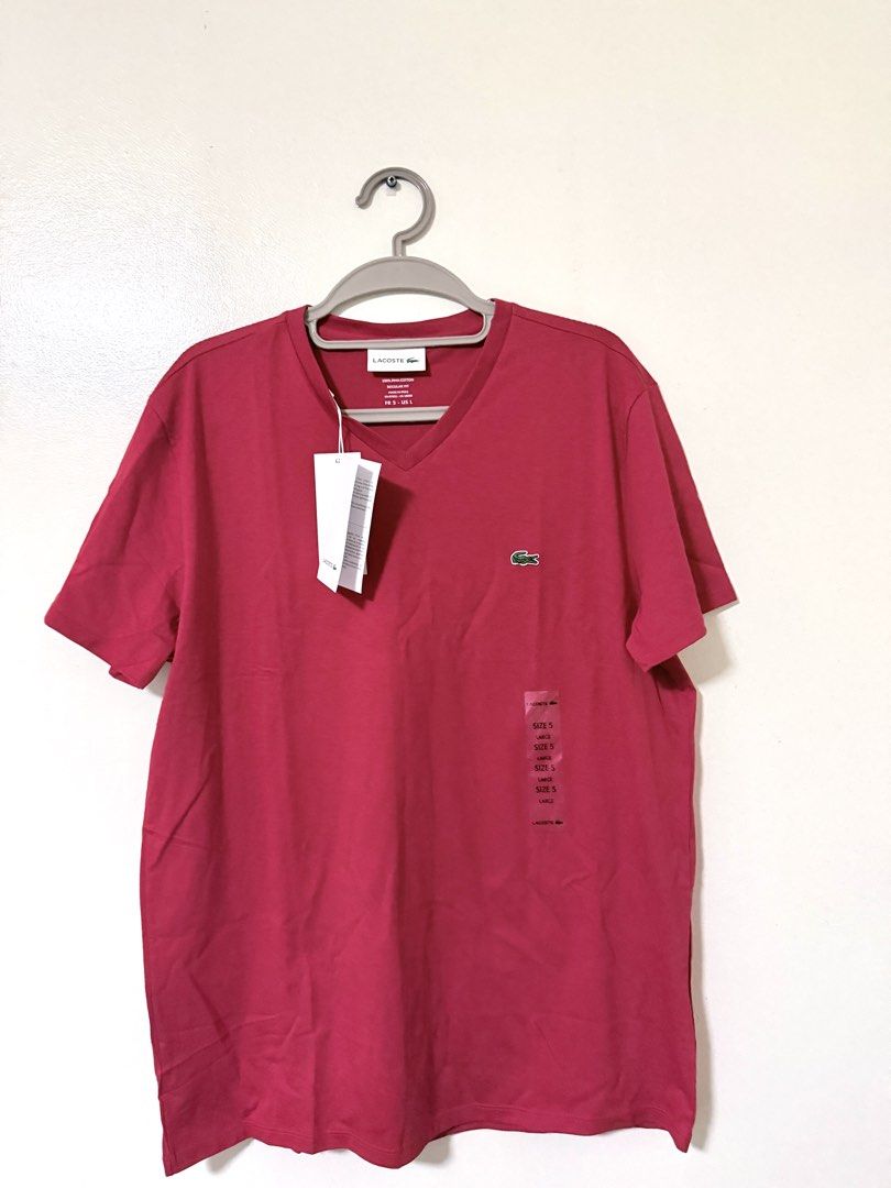 Lacoste VNeck Shirt (Category: Tshirts & Polo Shirts ) located in Quezon City. Submitted by happyquailegg (Listing ID 1465339595, Image 2). Description: Lacoste VNeck Shirt -Pima Cotton -Brand new Red -Regular Fit -Size 5 / Large ( 72cm x 54cm) -Original / Check all you want -With Lacoste Paper Bag RFS: wrong size ₱1,200 only Mode of Payment: BPI or Gcash Shipping: Lalamove or Grab Location: Alta Vista Homes, Reparo Rd. Caloocan City.