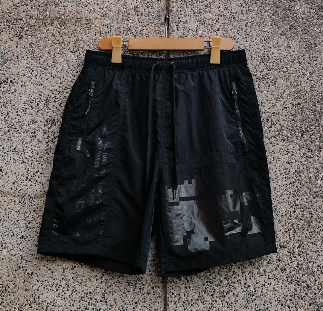 LACOSTE x MINECRAFT SHORT (Category: Shorts) located in Davao. Submitted by st333tcartel (Listing ID 1465320578, Image 1). Description: Size 40 Waist 30-34 Length 18.5 Leg opening 11.