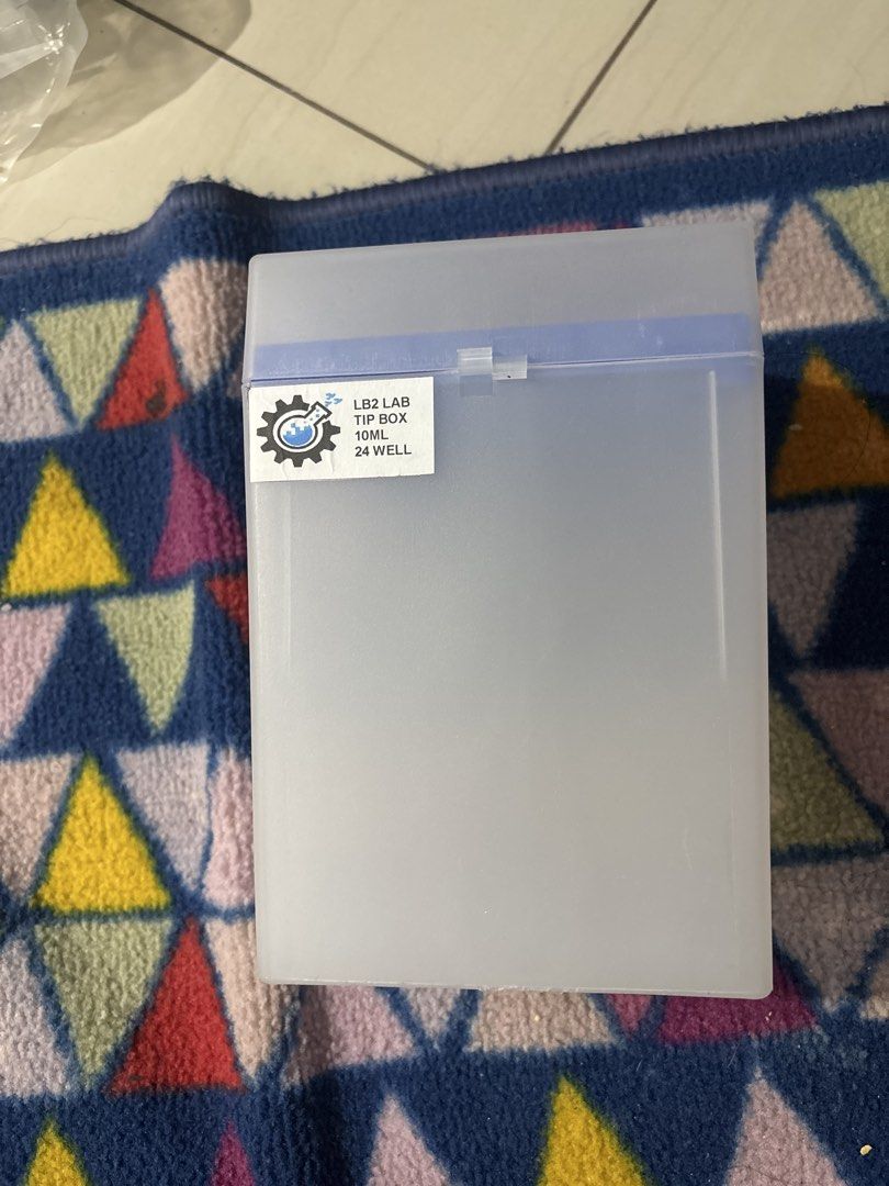 LB2 Lab Tip Box 10ml 24 Well (Category: Medical Supplies & Tools) located in Caloocan City. Submitted by isabellefa58358 (Listing ID 1465268521, Image 1). Description: - Model: LB2 Lab tip box - Capacity: Holds 10ml tips with a 24-well configuration - Material: Translucent plastic with a secure lid and latch - Features: Clear front label showing exact specifications - Condition: Clean and ready for laboratory organization or work RFS: Wrong size 