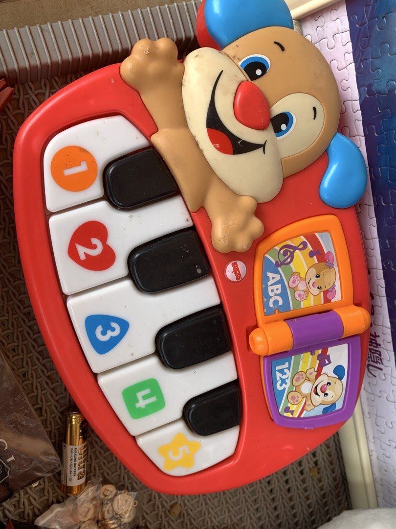 Leapfrog Piano (Category: Educational & Learning Toys) located in Manila. Submitted by macks_toys (Listing ID 1465248011, Image 2). Description: 📌You may send DM for your inquiries. ✨KINDLY CHECK EACH DETAILS✨ 🔳 From Japan/UK Surplus items 🔳 Battery operated (not included) 🔳 Working but no batt cover 🔳 Manage your expectations since it’s preloved and from Surplus Items 🔳 WYSIWYG ✨ Thank you! ✨ .