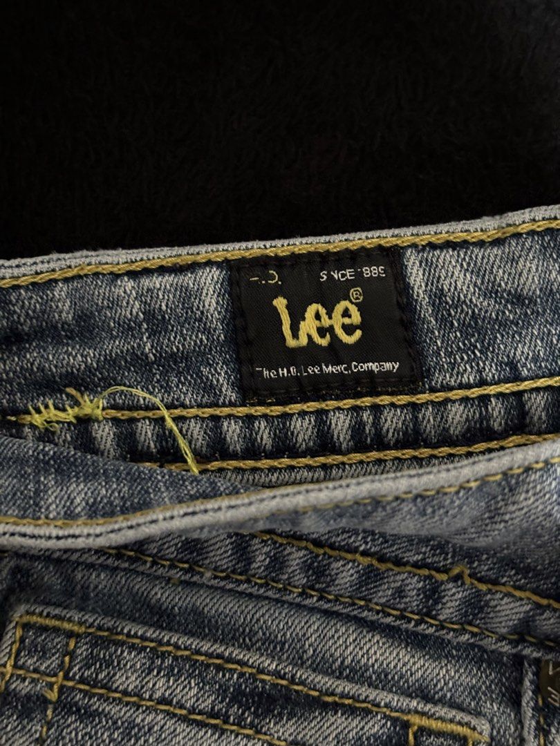 Lee Denim Cutoff Shorts (Category: Shorts) located in Rosario. Submitted by aira_caeli (Listing ID 1465234597, Image 2). Description: - Brand: Lee - Wash: Light wash with stylish fading - Fit/Style: Classic five-pocket design with button fly closure - Details: Trendy raw cutoff hem and black brand patch inside waistband - Condition: Great everyday piece, perfect for warm weather.