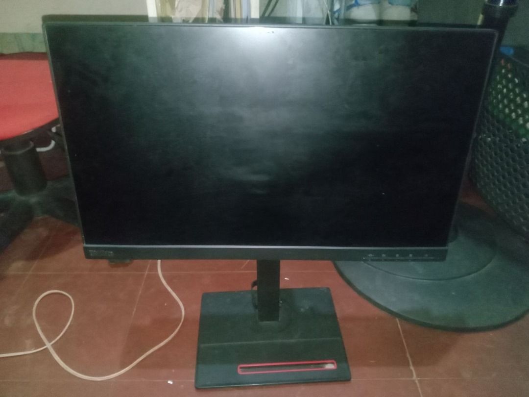 Lenovo ThinkVision T22i-20 (Category: Monitor Screens) located in Caloocan City. Submitted by grandmountain.40417b (Listing ID 1465265924, Image 1). Description: Lenovo ThinkVision T22i-20, 21.5" IPS FHD monitor (1920x1080, 60Hz). Clean, solid build with full ports: HDMI, DisplayPort, VGA, and USB 3.0 hub (2x USB-A + 1 upstream). Comes complete with original stand/base. ⚠️ Selling as-is / for parts or repair — unit is currently not displaying an 
