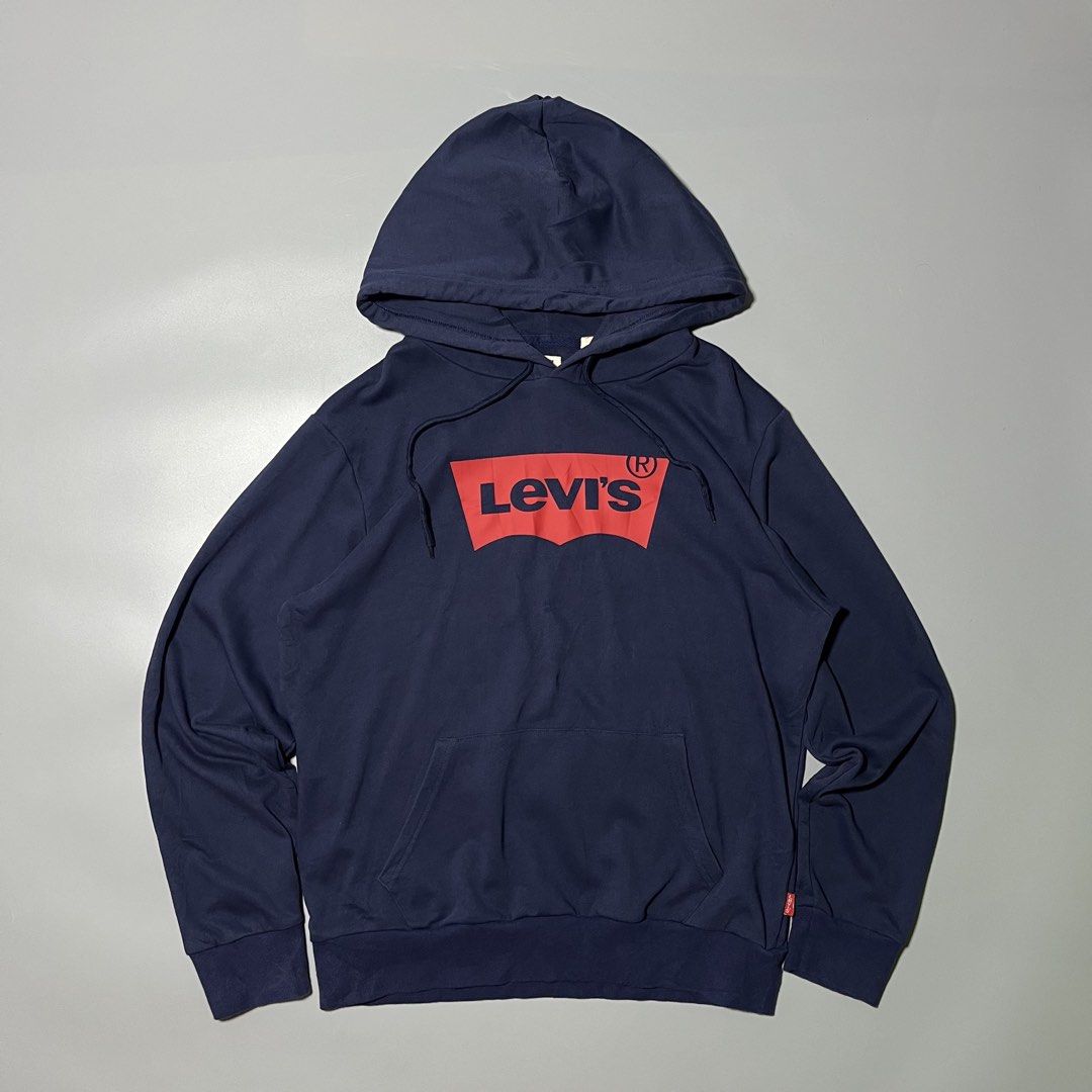Levis Batwing Logo Navy Pullover Hoodie (Category: Hoodies) located in Bacolod City. Submitted by marmanj (Listing ID 1465184403, Image 1). Description: ♻️Levis Batwing Logo Navy Pullover Hoodie •Original - Complete tags •Condition: Like new •Size: Medium ( xs on tag ) •Length: 26” •Width: 21” •Color: Navy •Color rate: 10/10 •Tight Ribbings •No flaws 🔖Price: ₱780 📌Location: Bacolod City Negros Occidetal ‼️Disclaimer: We are not affiliated with 