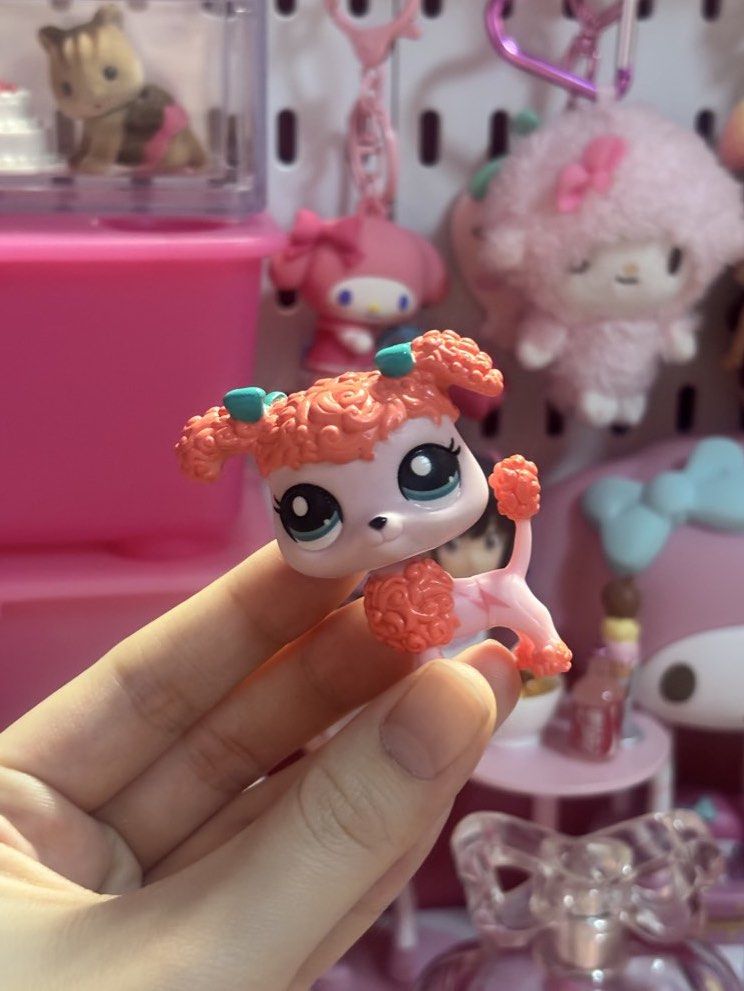 Littlest Pet Shop Pink Poodle Figure (Category: Vintage Collectibles) located in San Juan City. Submitted by glitznpops.ph (Listing ID 1465216111, Image 1). Description: ~ 100% authentic from ToysRUs ~ RFS: Need funds.