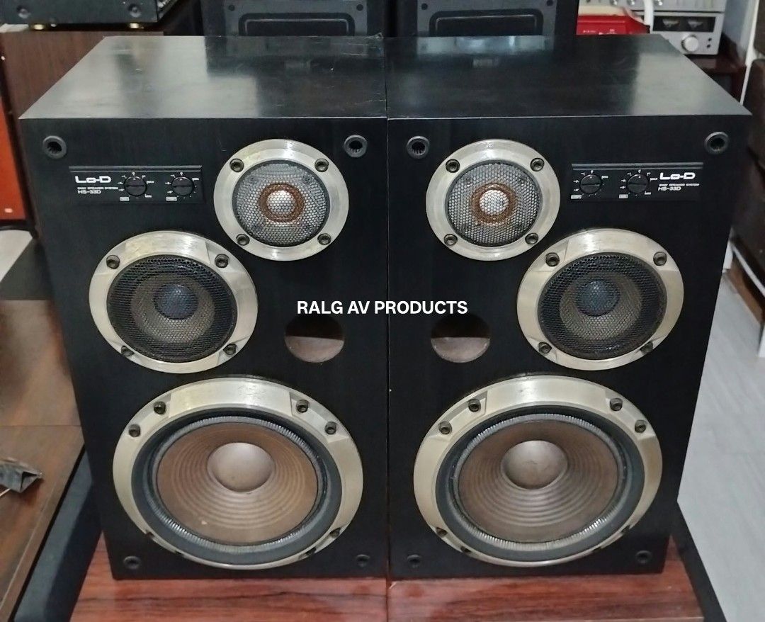 Lo-D HS-33D 3-Way Speaker System (Category: Soundbars, Speakers & Amplifiers) located in Bulacan. Submitted by ronald277077025 (Listing ID 1465309294, Image 3). Description: Lo-D 3 WAY SPEAKER SYSTEM. HS-33D 200 WATTS 6 OHMS 8" CONE WOOFER GATHERED EDGES WITH FLAT DAMPER FOR STABLE SOUND QUALIRY 10 CM CONE TYPE MIDRANGE 2.5 CM DOME TYPE TWEETER HIGH QUALITY SPECIAL ALUMINUM DIAPHRAGM INDEPENDENT HIGH AND MID LEVEL CONTROL BASS REFLEX MADE IN JAPA