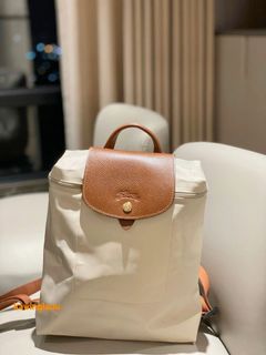 （分類：）位於 。 由 kawinglauu 提交（商品編號 1465353619，圖片 1）。簡介： 。