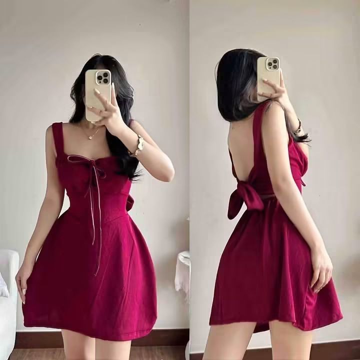 LORRAINE PLAIN MINI DRESS (Category: Dresses) located in Cainta. Submitted by agirlnamedkatkatII (Listing ID 1465238248, Image 2). Description: LORRAINE PLAIN MINI DRESS P280.00 FREESIZE CAN FIT FROM SMALL-LARGE FABRIC: BARK CREPE FABRIC NOTE: PLEASE PROVIDE 2ND AND 3RD COLOR OPTIONS.