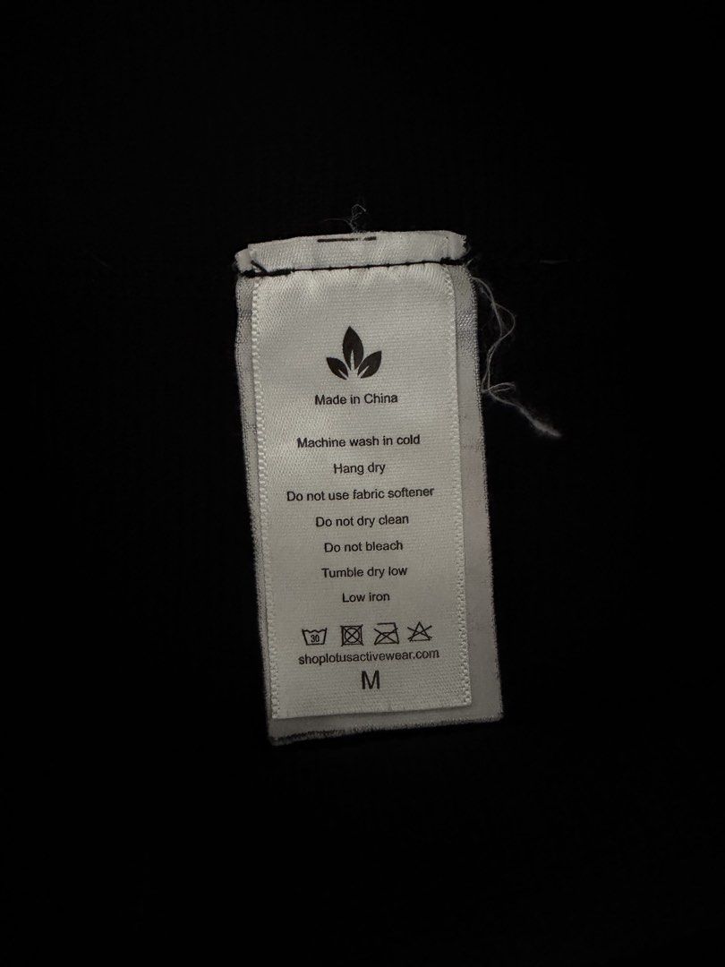 Lotus Activewear Ribbed Shorts x2 (Category: Activewear) located in Marikina City. Submitted by jlram (Listing ID 1465371350, Image 2). Description: take both for 600.