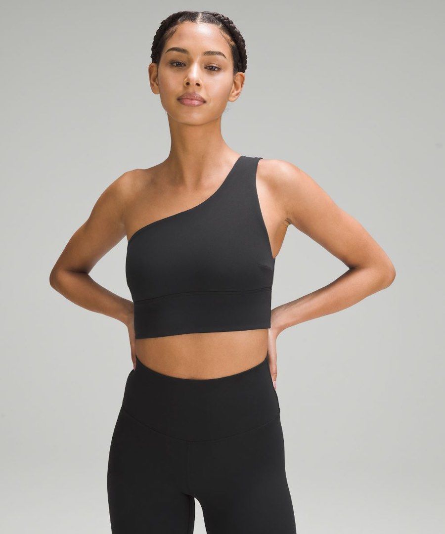 lululemon Align™ Asymmetrical Bra dot 4 (Category: Activewear) located in Iba. Submitted by xooperfindslb (Listing ID 1465366902, Image 2). Description: lululemon Align™ Asymmetrical Bra Light Support, C/D Cup Black Dot 4 Can pass as new No issue .