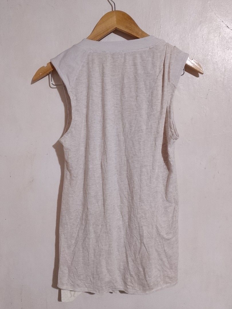 LULULEMON BRAND NEW WITH HANG TAG (Category: Others Tops) located in Aloran. Submitted by llanderiankent (Listing ID 1465349290, Image 2). Description: .