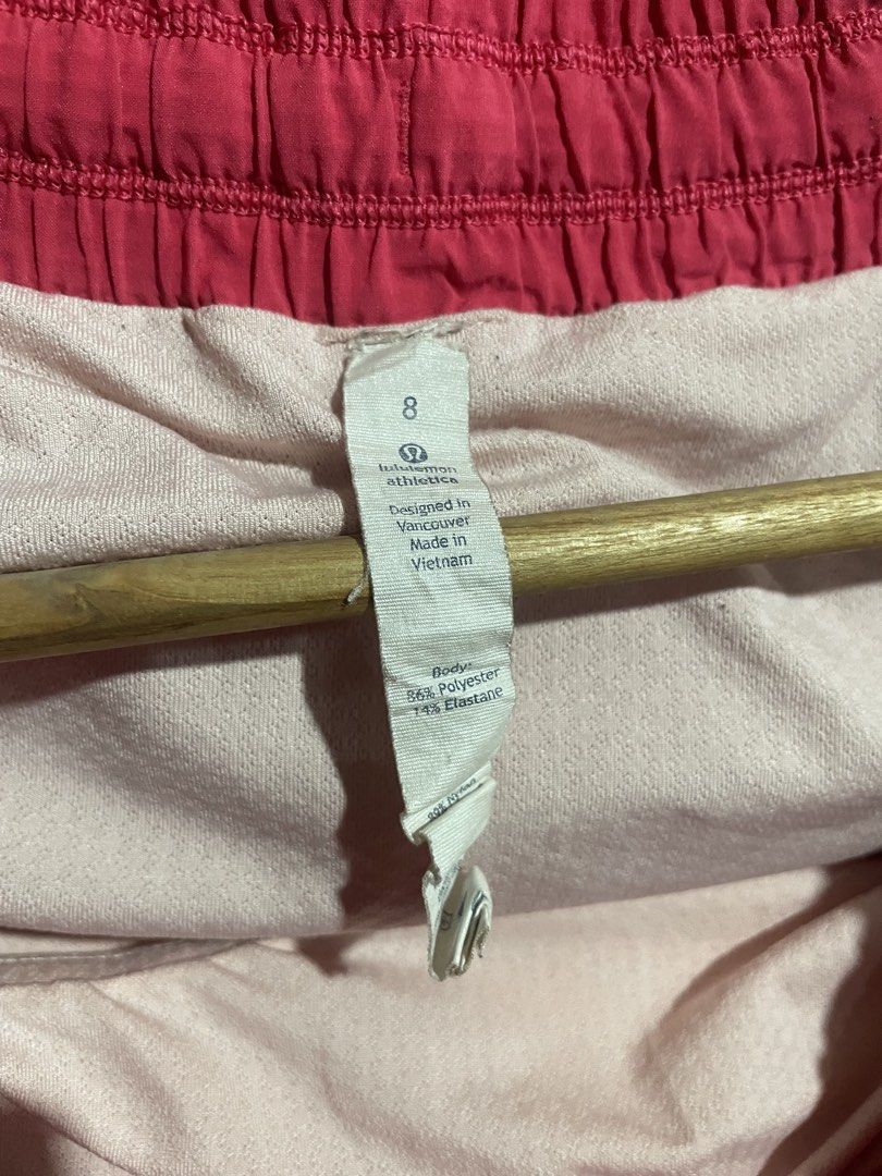 LULULEMON SHORT (Category: Activewear) located in Kalibo. Submitted by kramyar09 (Listing ID 1465381696, Image 3). Description: .