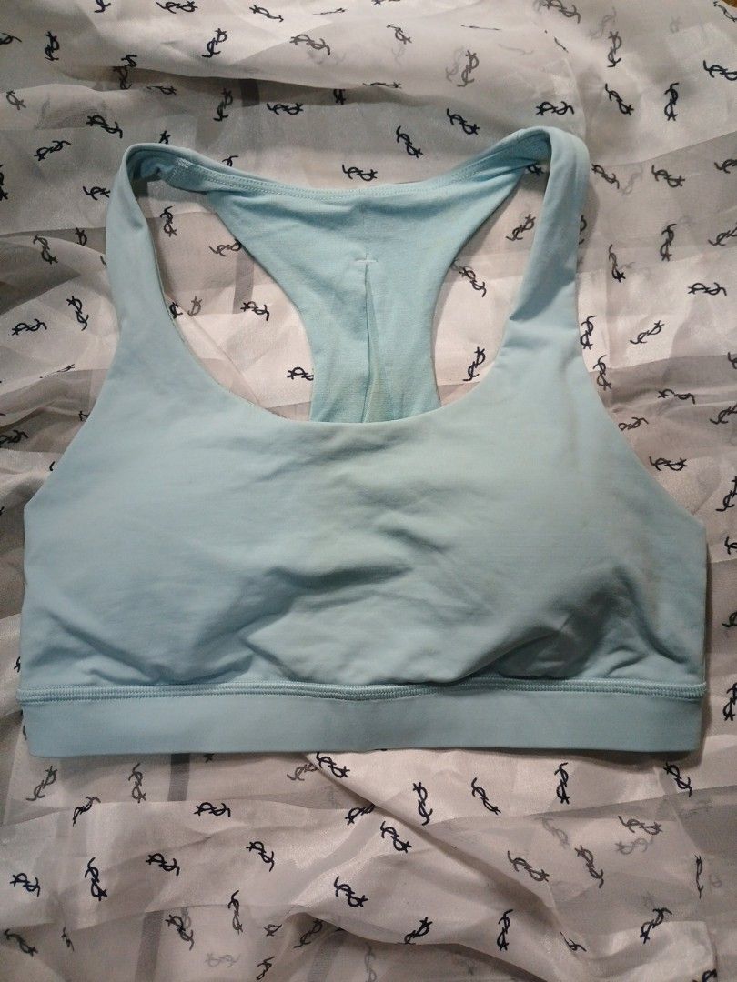 Lululemon sports bra (Category: Activewear) located in La Trinidad. Submitted by dashopperist (Listing ID 1465186145, Image 1). Description: .