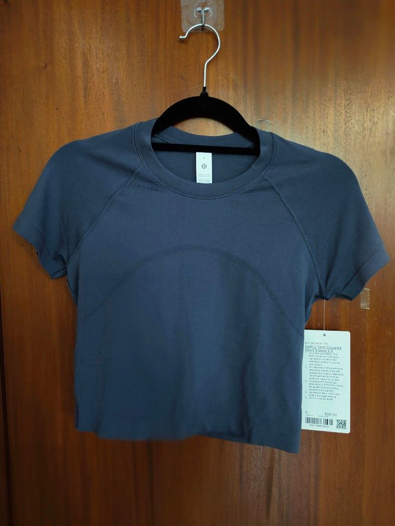 Lululemon Swiftly Tech Cropped Short Sleeve 2.0 Size 6 (Category: Activewear) located in Muntinlupa City. Submitted by cezzy82 (Listing ID 1465228085, Image 1). Description: NEW color Lululemon Swiftly Tech Cropped Short Sleeve 2.0. Blue color, size 6. Brand new with tags attached, retail price $68.00. Seamless knitting technique for targeted texture, lightweight fabric with four-way stretch. Silverescent technology inhibits odour-causing bacteri