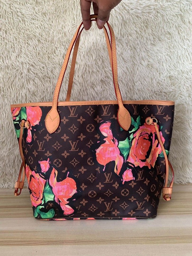 Lv Neverful limiters Edition (Category: Luxury Bags & Wallets) located in Manila. Submitted by vilmabrandedukaybags (Listing ID 1465343013, Image 1). Description: Lv neverful Limited Edition medium size.