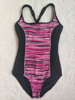 (Category: ) located in . Submitted by closetbykimkirsten (Listing ID 1465240017, Image 1). Description: .