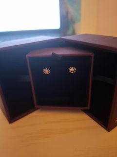 （分類：）位於 。 由 offthetagluxury 提交（商品編號 1465301961，圖片 1）。簡介： 。