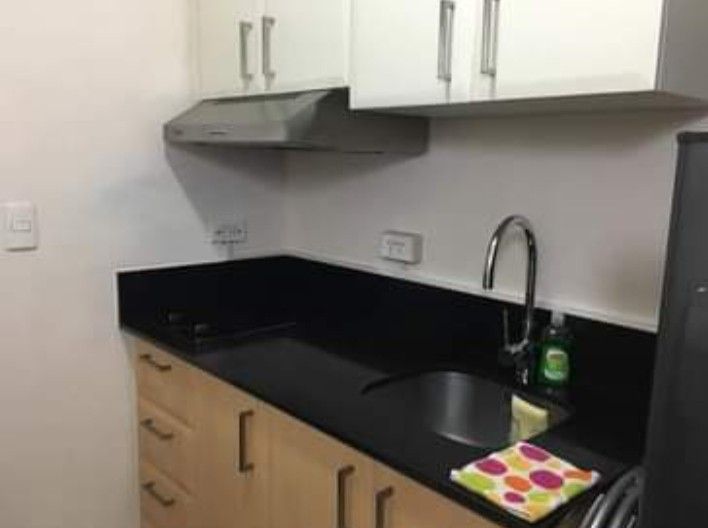 Manhattan Heights Condo Unit (Category: Apartments & Condos) located in Quezon City. Submitted by lfrddd (Listing ID 1465264814, Image 3). Description: Manhattan Heights condo unit Studio type 27sqm Price does not include furnitures Cash payment only Cubao QC negotiable.