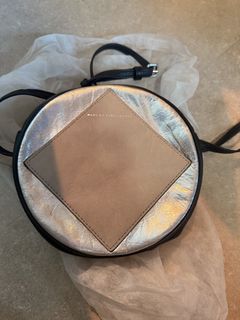 （分類：）位於 。 由 joyyiu_2013 提交（商品編號 1465262052，圖片 1）。簡介： 。