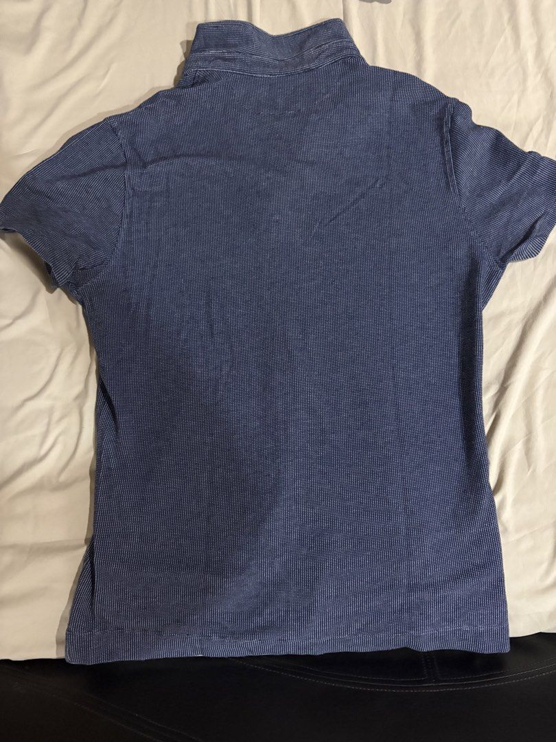 Massimo Dutti (Category: Tshirts & Polo Shirts ) located in Mandaue City. Submitted by Jbumendo001 (Listing ID 1465313056, Image 3). Description: 💯 % authentic and legit Massimo Dutti Polo Shirt Dark Blue Size: M Condition 9/10 polo shirt only RFS: Too tight for me .