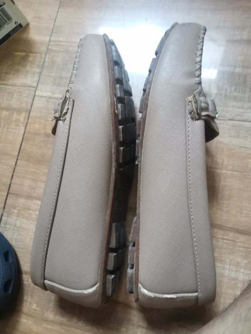 Mathews Sherwood Flat Loafers (Category: Flats & Sandals) located in Quezon City. Submitted by cheaponsales (Listing ID 1465178793, Image 3). Description: seldom use, in storage .... size 37.