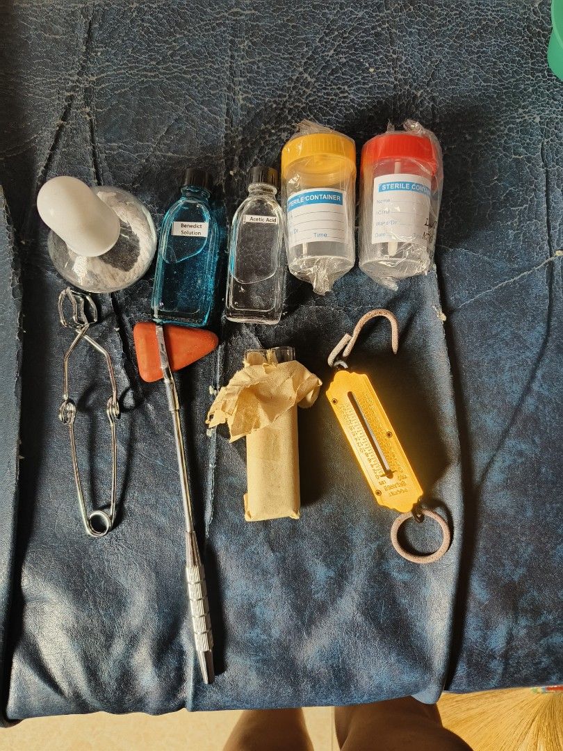 Medical thingss (Category: Medical Supplies & Tools) located in Manila. Submitted by layostrish52816 (Listing ID 1465201870, Image 2). Description: Never been use items, natambak nalang. Take all , lalamove same day delivery, shipping shouldered by you..