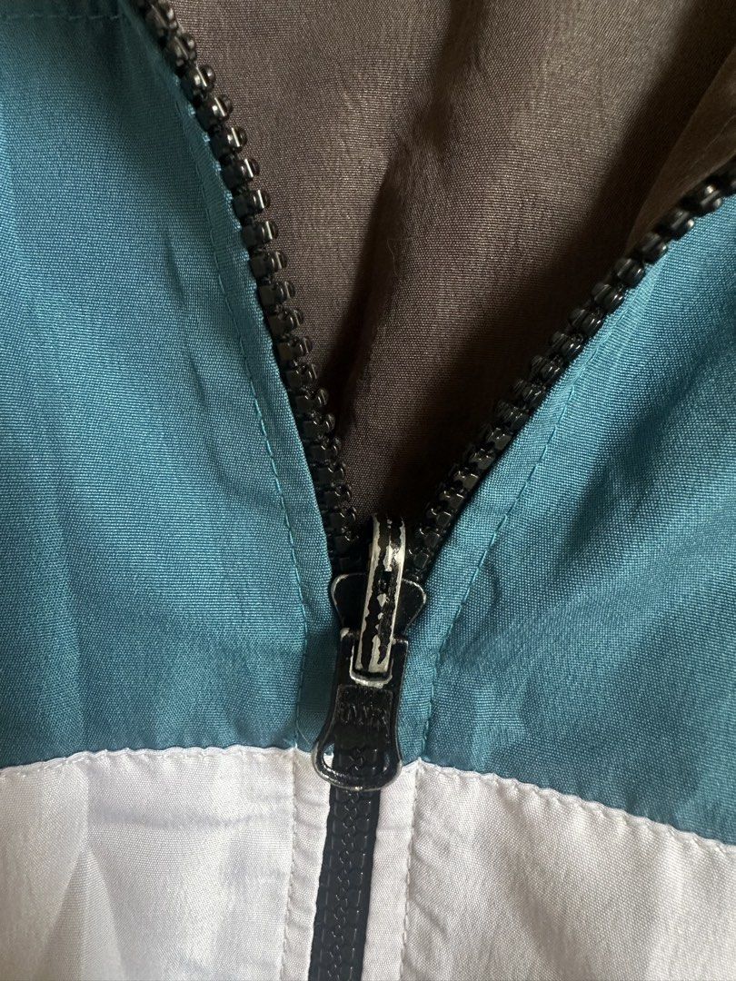 Medisina jacket hoodies (Category: Coats, Jackets and Outerwear) located in Caloocan City. Submitted by 2ndfash (Listing ID 1465181081, Image 3). Description: Fits small to medium!.