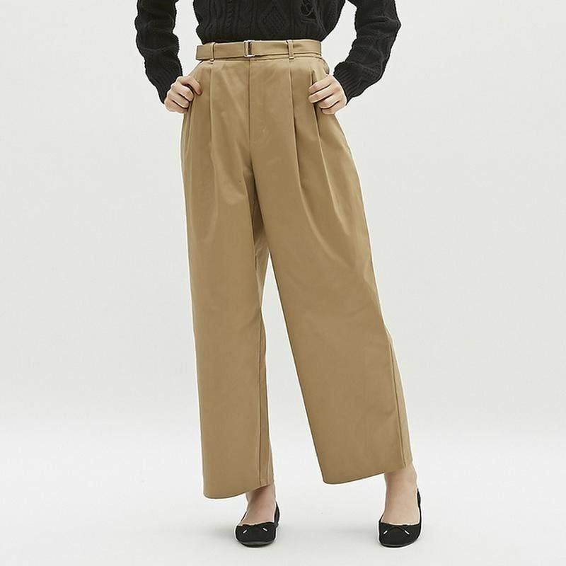Medium GU Chio High Waisted Volume Pants (Category: Other Bottoms) located in Castillejos. Submitted by lalainecloset22 (Listing ID 1465239780, Image 2). Description: - Brand: GU (Uniqlo sister brand) - Style: High-waisted volume / wide-leg pants - Size: Medium (M) - Color: Khaki / Tan brown - Material: 98% Cotton, 2% Spandex (comfortable with slight stretch) - Features: Front pleats, built-in waist belt detail, elasticized back waistband - Condi
