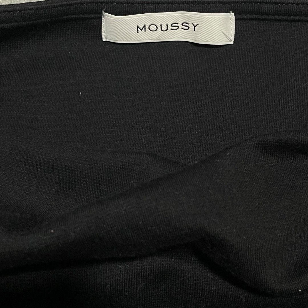 Medium Moussy Longsleeves (Category: Longsleeves) located in Bacolor. Submitted by chicn_classy (Listing ID 1465246268, Image 3). Description: .