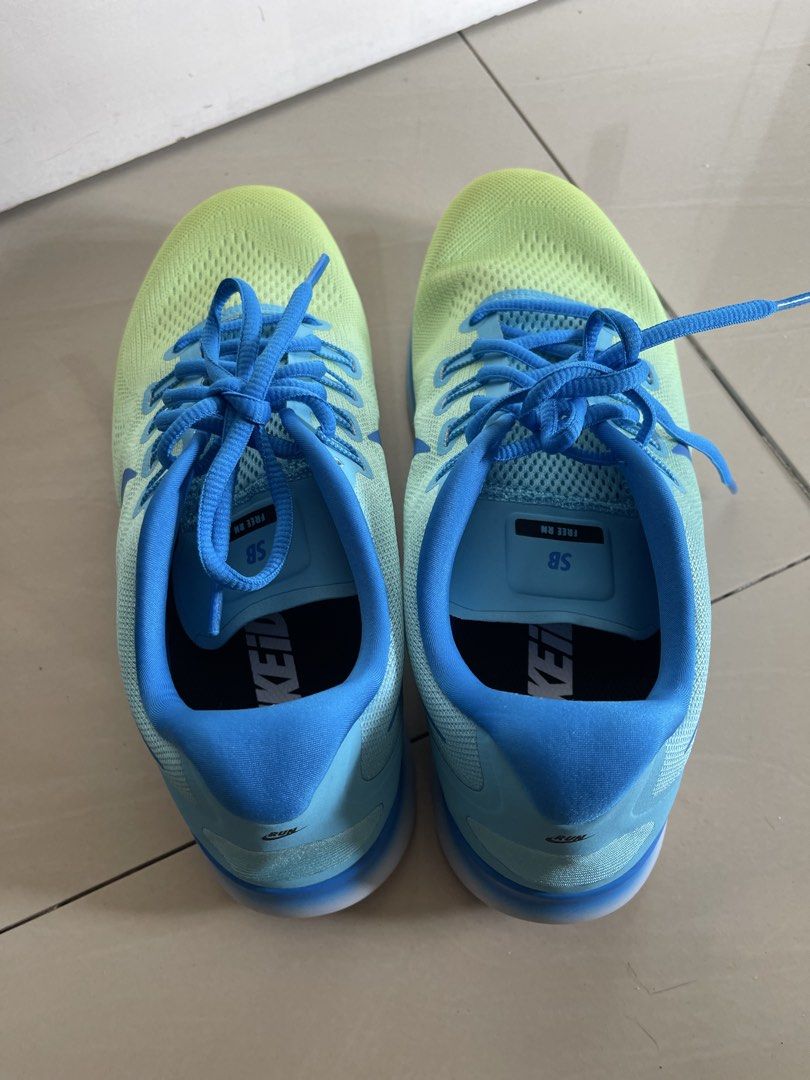 Mens Custom Nike ID Free RN (Category: Sneakers) located in Santa Rosa. Submitted by jaleendlal (Listing ID 1465317053, Image 3). Description: .