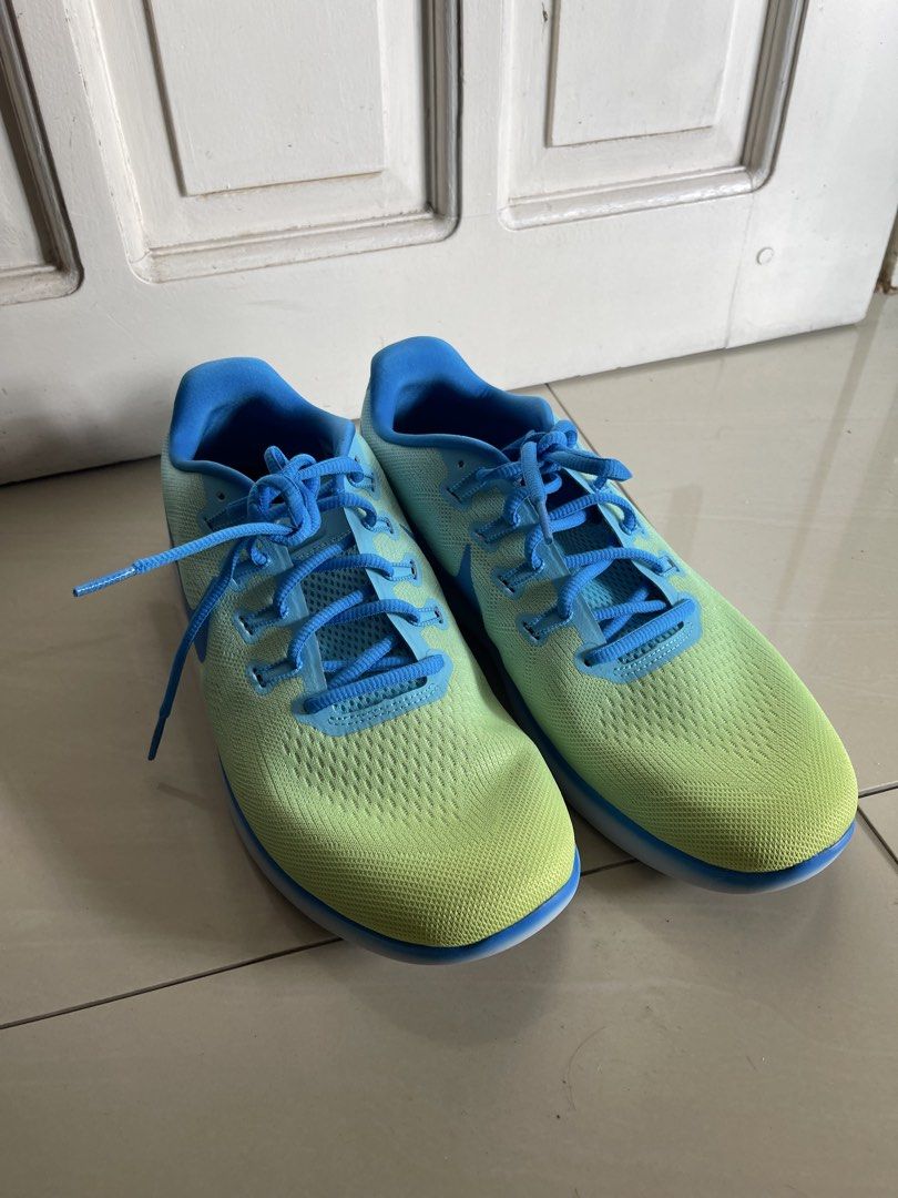 Mens Custom Nike ID Free RN (Category: Sneakers) located in Santa Rosa. Submitted by jaleendlal (Listing ID 1465317053, Image 1). Description: .