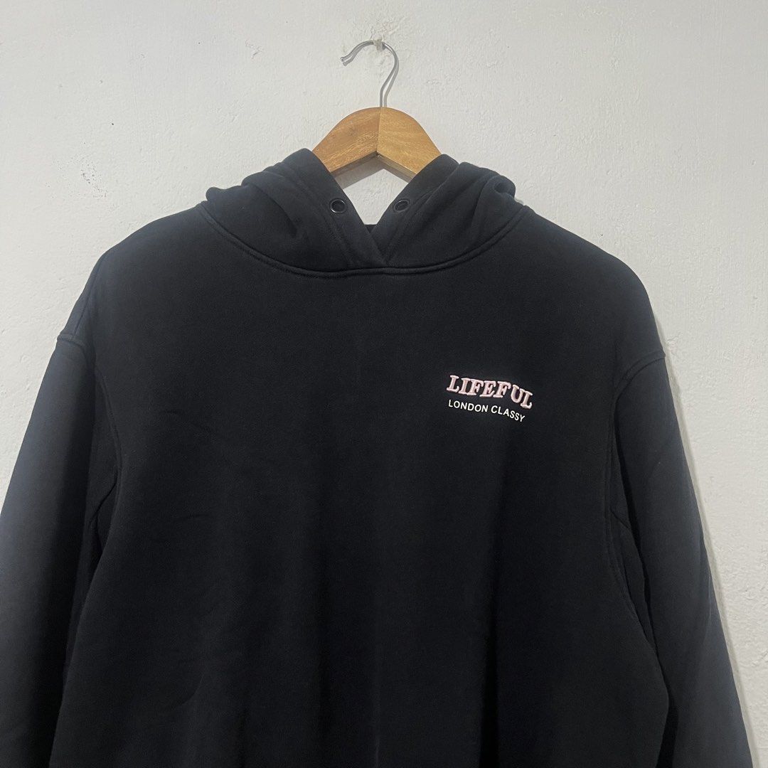 Men's Hoodie Jacket [Large] (Category: Coats, Jackets and Outerwear) located in Quezon City. Submitted by jpsstore (Listing ID 1465281205, Image 2). Description: Size: Large Width: 23" Length: 24" Sleeve: 21" No issue MOP: Gcash SHIPPING: J&t | Lalamove.