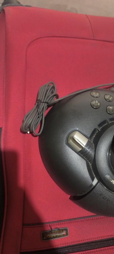 Microsoft Joystick for collectors (Category: Controllers) located in Quezon City. Submitted by thehouseofclassics (Listing ID 1465178117, Image 2). Description: for gamers and collectors not sure if working found in th bodega but at you own risk 800 pesos only fixed.