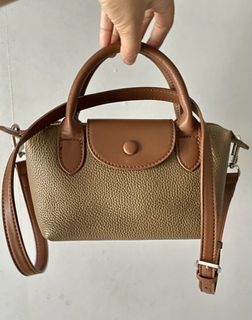 (Category: ) located in . Submitted by kantocloset_ubec (Listing ID 1465056663, Image 1). Description: .