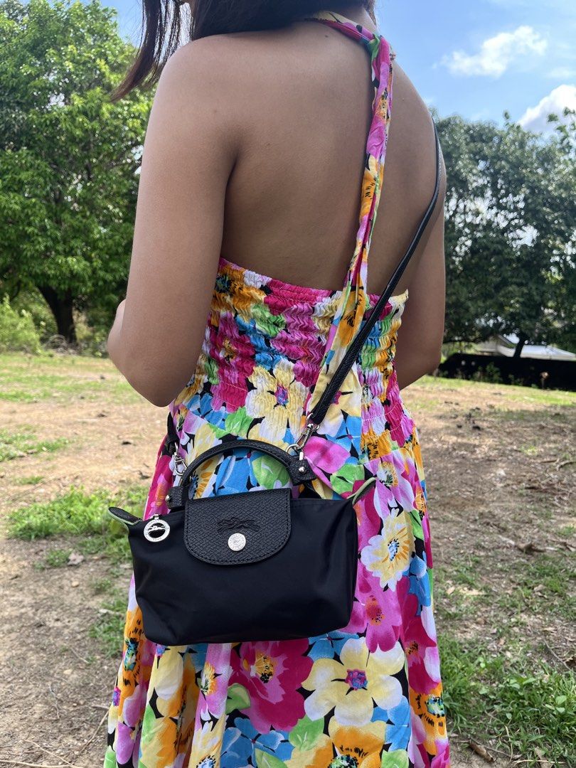 Mini Longchamp Sling (Category: Luxury Accessories) located in San Jacinto. Submitted by kellysthrift_ (Listing ID 1465193826, Image 2). Description: Crossbody Nylon Longchamp.