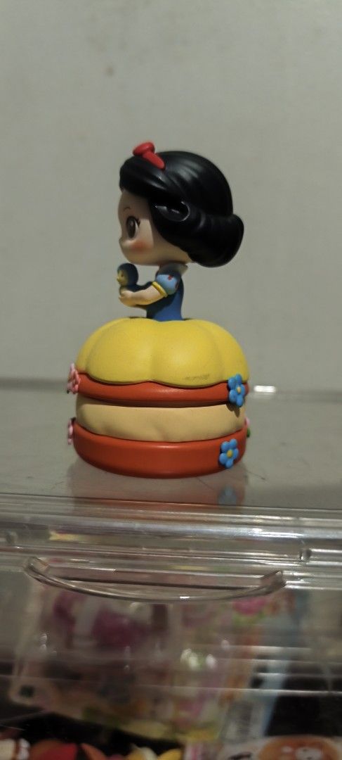 Miniso Disney Princess Accessory Holder Blind Box (Category: Figurines & Statues) located in Manila. Submitted by jelaibinzz (Listing ID 1465263905, Image 3). Description: - Snow white accessory holder can put Ur jewelry - Abit dirty but can clean - no box but can secure good packaging - rfs declutter.