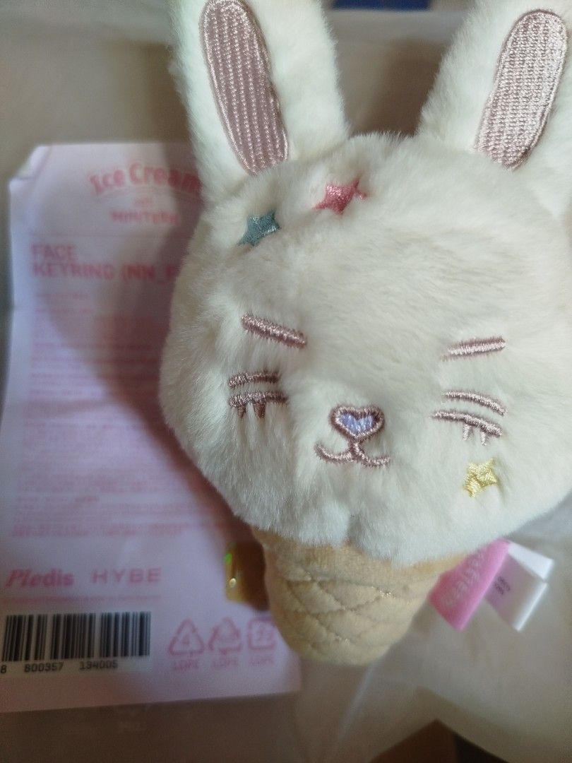 Miniteen Ice cream keyring (Category: K-Wave Merchandise) located in Cavite. Submitted by kofiii (Listing ID 1465202228, Image 1). Description: .