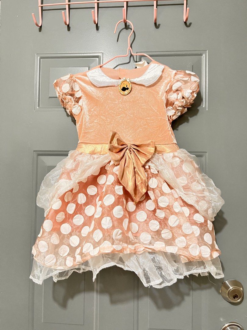 MINNIE MOUSE COSTUME (Category: Babies & Kids Fashion) located in Manila. Submitted by lucas21 (Listing ID 1465232666, Image 2). Description: - 2 TO 3 YRS OLD - NO FLAWS.