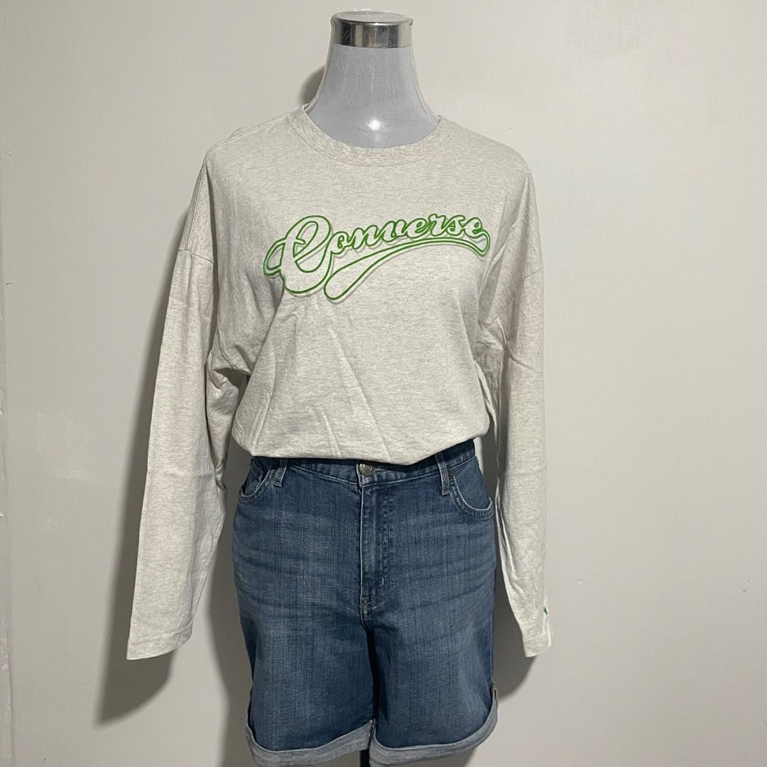 M-L Converse Longsleeves (Category: Longsleeves) located in Bacolor. Submitted by chicn_classy (Listing ID 1465239499, Image 2). Description: .
