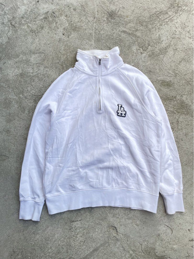 MLB Los Angeles Half-zip Sweatshirt (Category: Hoodies) located in Manila. Submitted by jarchive (Listing ID 1465291827, Image 2). Description: - Excellent condition - Need wash - Size small - 20 width - 26 length MOP: GCASH 📩.