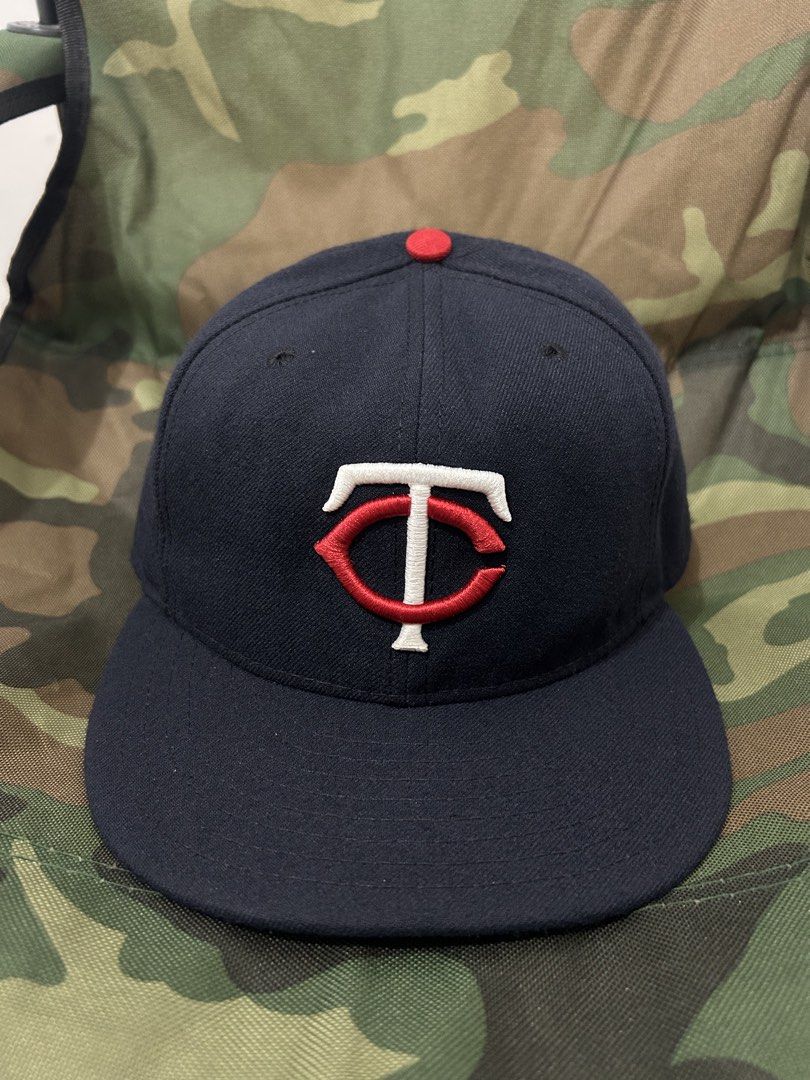 MLB New Era close cap (Category: Caps & Hats) located in Dinalupihan. Submitted by dtown_vintage2110 (Listing ID 1465293099, Image 1). Description: Minnesota Twins MLB Size 7 1/2 Need wash J&T📦 Dau Mabalacat Pampanga📍.
