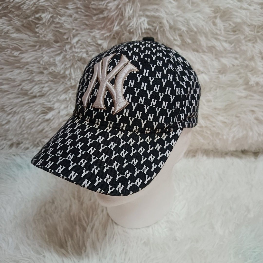 MLB NY Yankees Cap (Category: Caps & Hats) located in Cebu City. Submitted by rgthrifted (Listing ID 1465182489, Image 2). Description: Color rate & Condition 10/10 Brandnew Condition Adult Size Dadhat Cotton Fabric AOP Washed & Ready to wear Authentic.