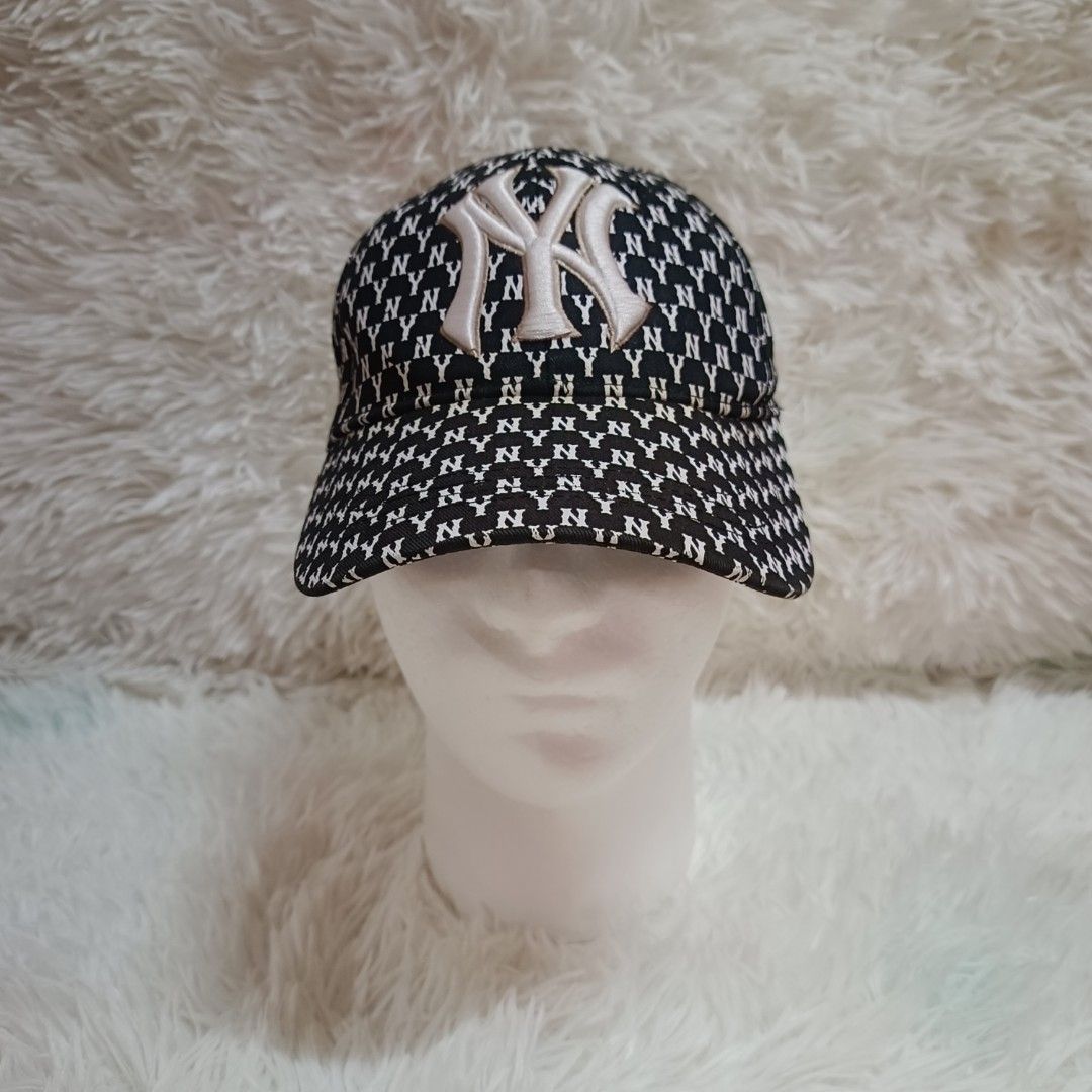 MLB NY Yankees Cap (Category: Caps & Hats) located in Cebu City. Submitted by rgthrifted (Listing ID 1465182489, Image 1). Description: Color rate & Condition 10/10 Brandnew Condition Adult Size Dadhat Cotton Fabric AOP Washed & Ready to wear Authentic.