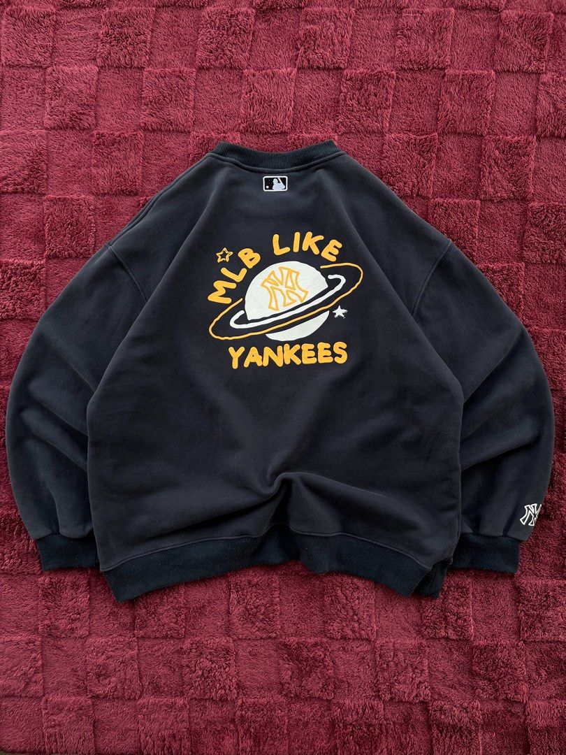MLB Sweatshirt (Category: Coats, Jackets and Outerwear) located in Bulacan. Submitted by thriftm.e (Listing ID 1465234076, Image 1). Description: Dimes (in inches) Length: 28 Width: 25 XL ON TAG Condition: 10/10 Color Rate: 10/10 Issue:.