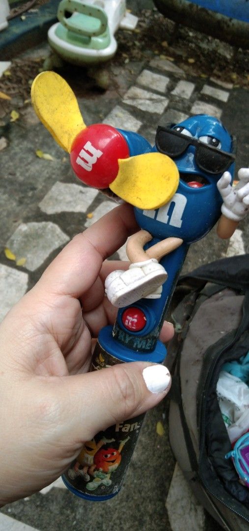 Mm fan (Category: Other Merchandise) located in Quezon City. Submitted by eidorableshop (Listing ID 1465195861, Image 3). Description: .